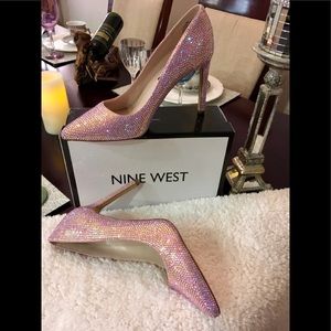 Nine West pump all crystal beautiful